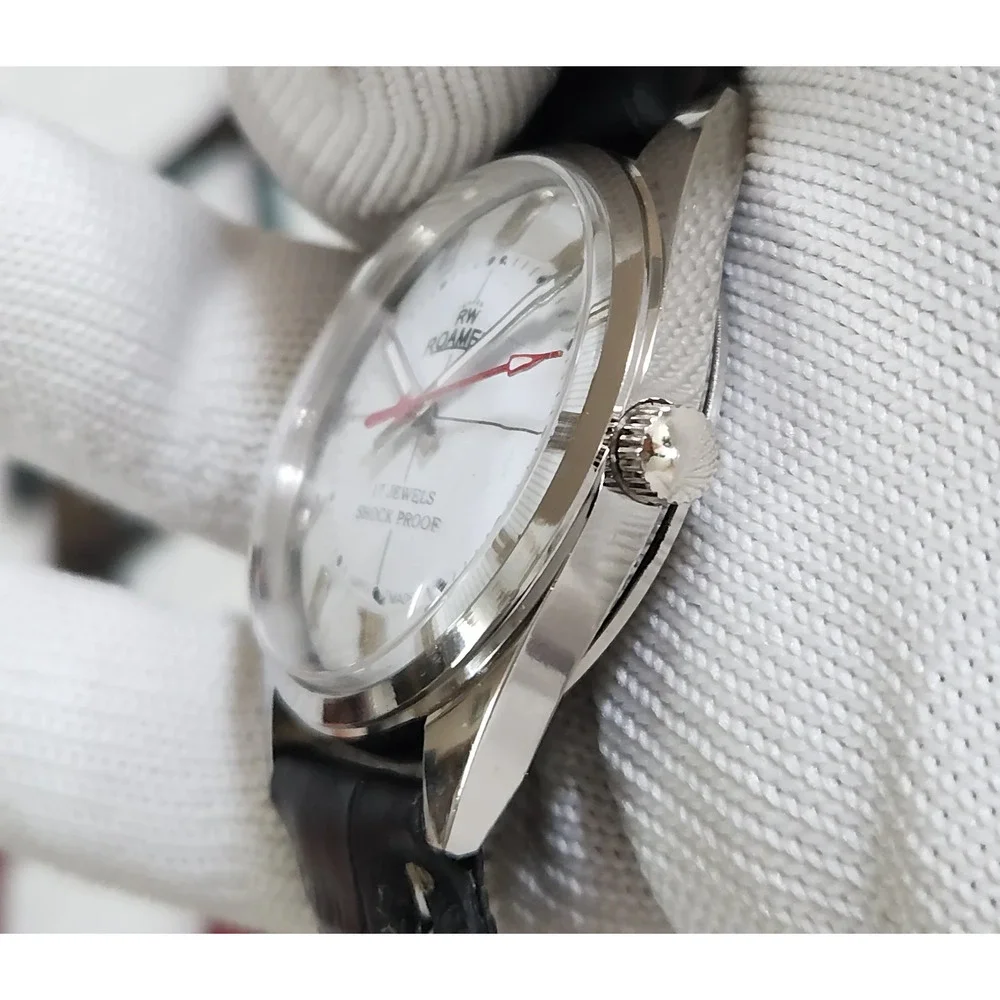 Roamer this watch